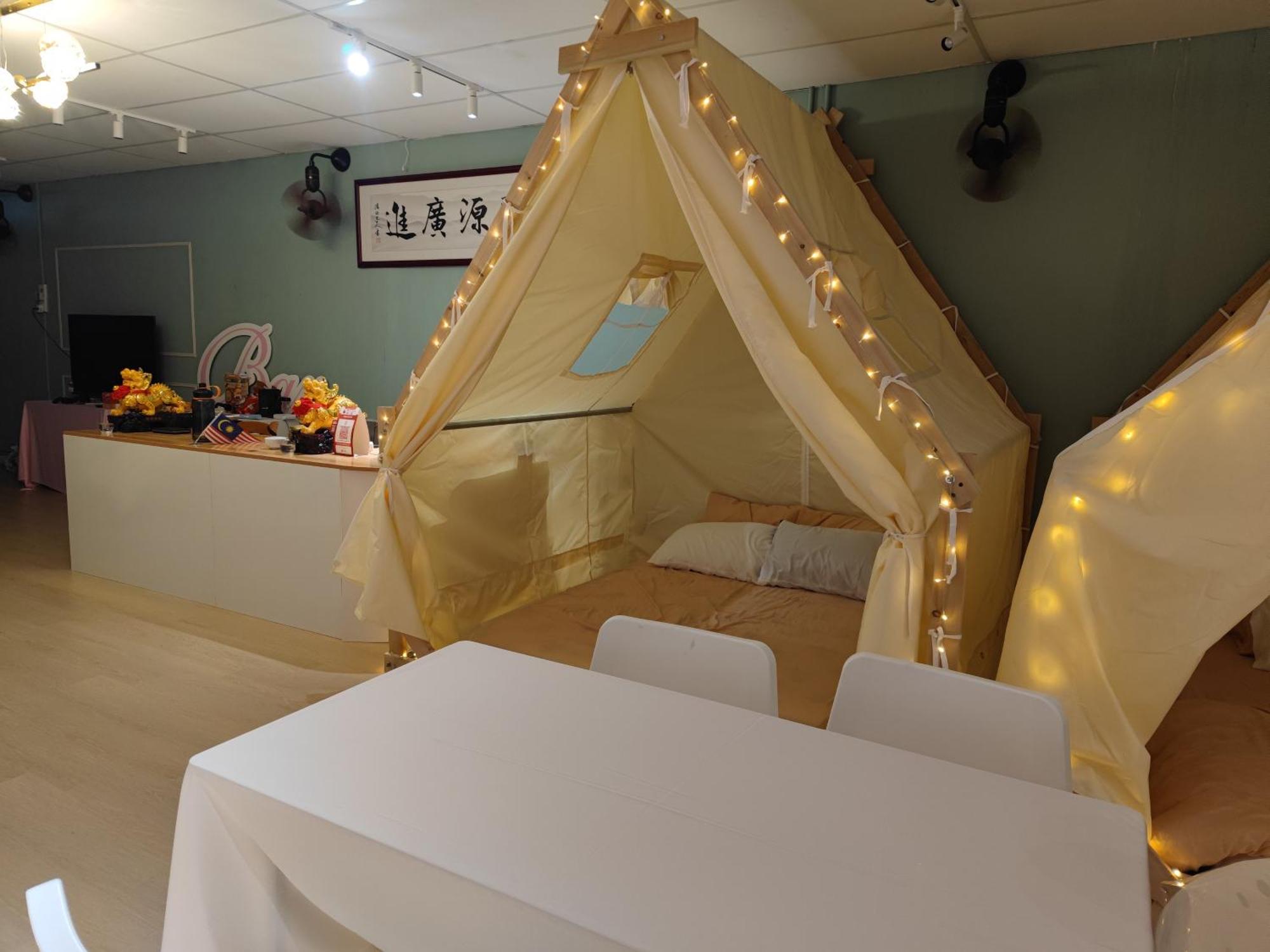 Holiday home Penang Indoor Ktv Tent Romantic Up To 6 Pax Netflix Youtube Playstation